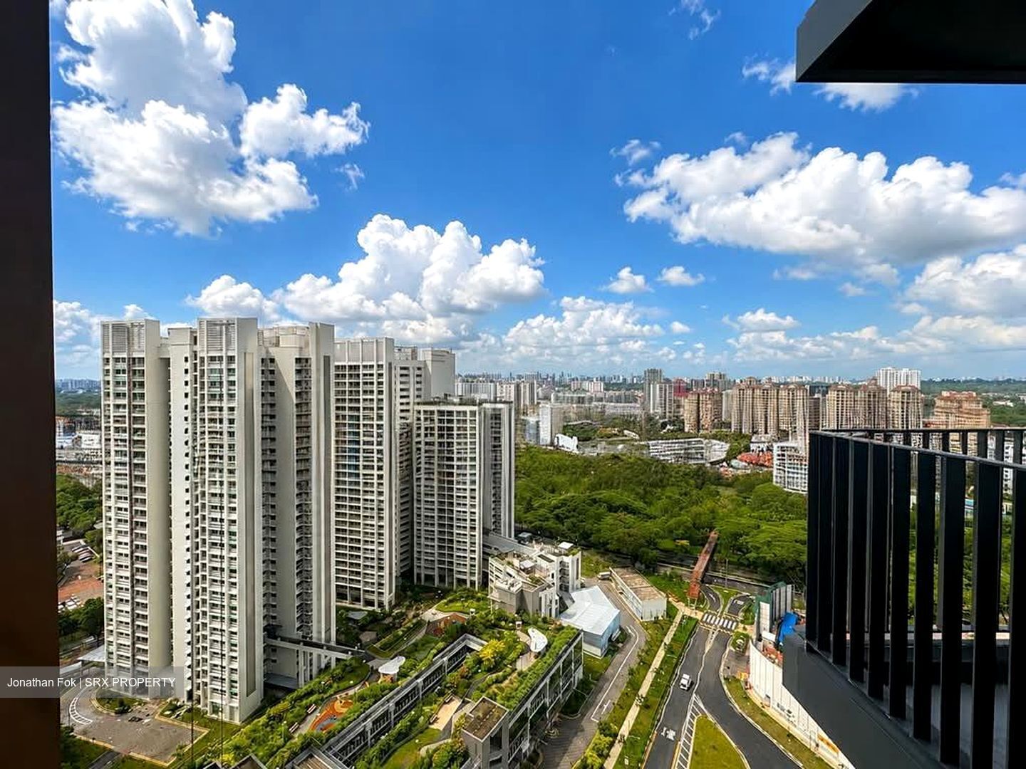 Amo Residence (D20), Apartment #557692611